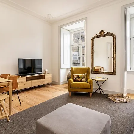 Beautiful Apartment Close To Praca Do Comercio By Lovelystay Lisbon Exterior photo