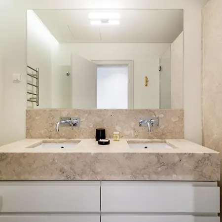 Beautiful Apartment Close To Praca Do Comercio By Lovelystay Lisbon Exterior photo